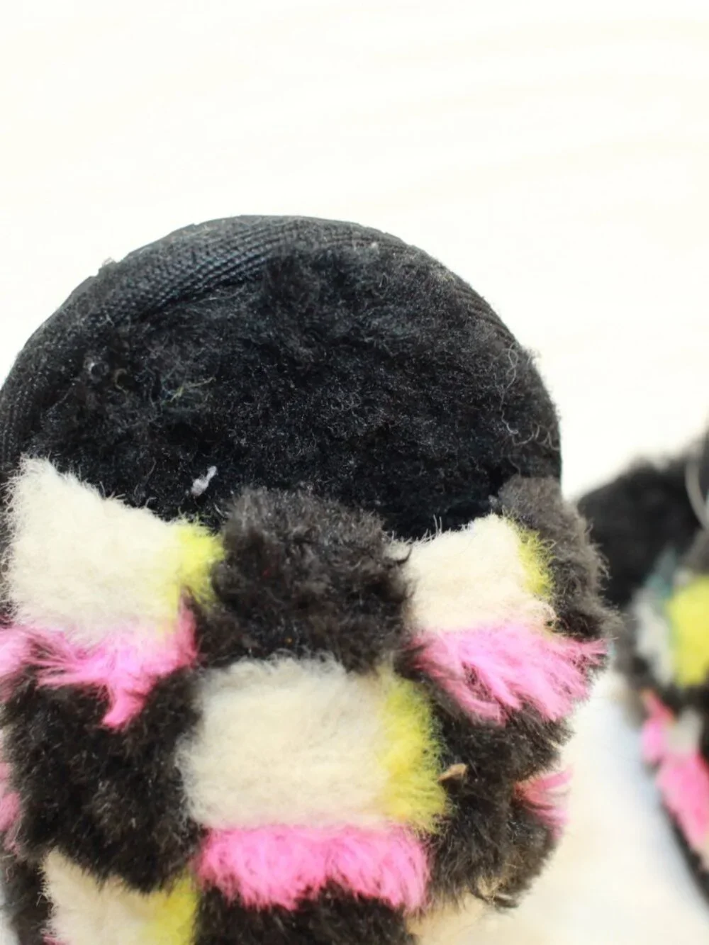 UGG Size Baby 6  Checks Black Fluff Yeah Slide Faux Fur Slipper Sandals 1130391T